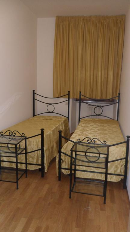 Tre Girasoli Monte San Savino Zimmer foto